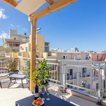 St.titos Terrace, Centrally In Heraklion! *
